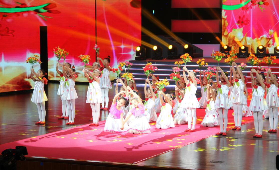 %E5%A5%BD%E5%8C%BB%E6%8A%A4%E6%99%9A%E4%BC%9A%E8%8A%82%E7%9B%AE%E6%BC%94%E5%87%BA